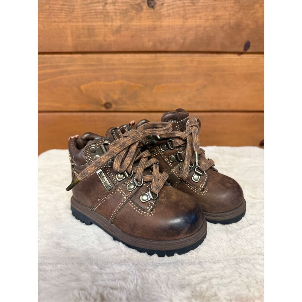Timberland Boys Toddler Chukka Boots Sz 6 NIB